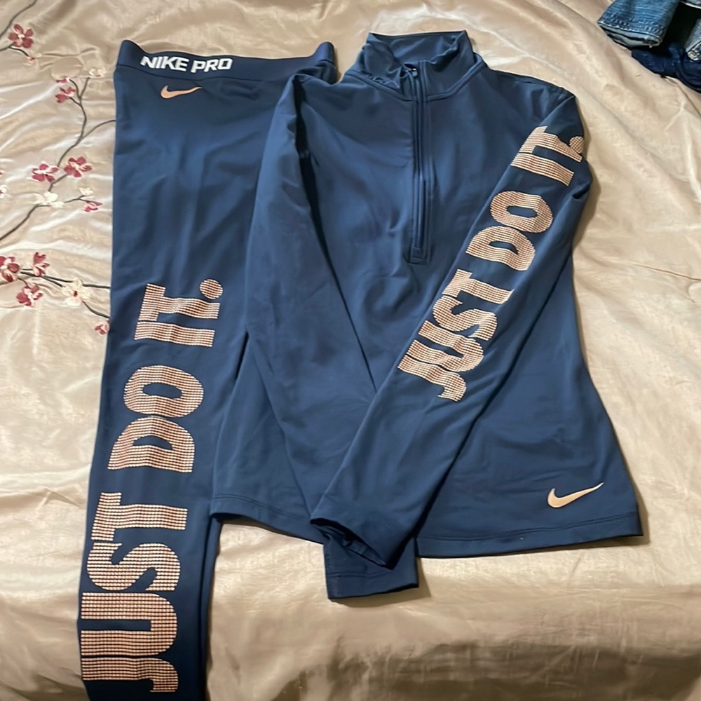 Nike Pro Navy outfit. Top size small, leggings size xs